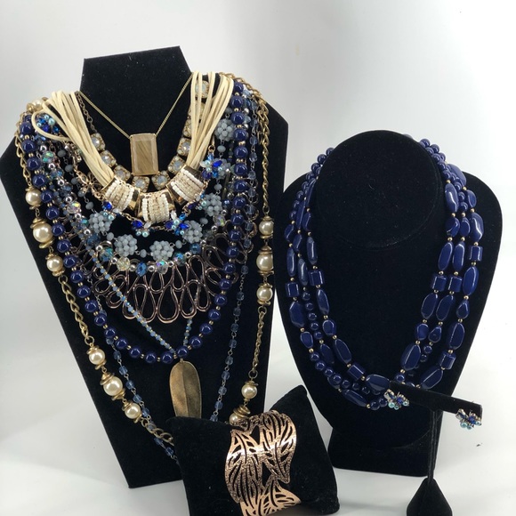 Huge Vintage To Now Jewelry Lot - Picture 5 of 8